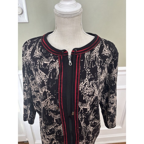 Christopher & Banks Black Red Full Zip Shirt Sz 1x Giraffe Zebra Print - Picture 2 of 14